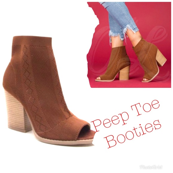 Shoes - LAST PAIR Peep Toe Ankle Booties